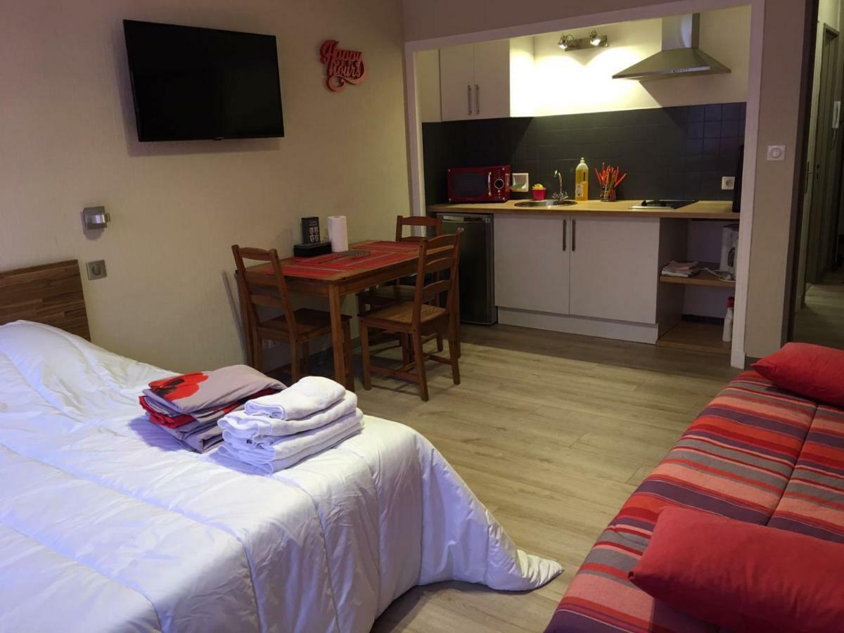 Appartements Boulevard Des Pyrenees Pau Exteriör bild
