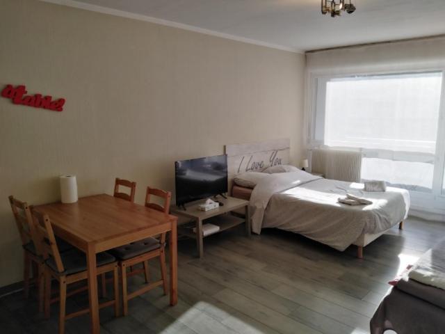 Appartements Boulevard Des Pyrenees Pau Exteriör bild