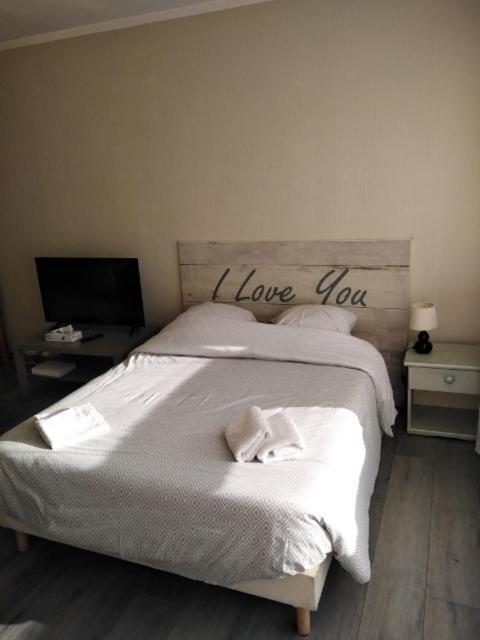 Appartements Boulevard Des Pyrenees Pau Exteriör bild